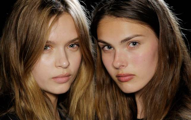 Vi guider til de bedste produkter til det naturlige look Vi guider til de bedste produkter til det naturlige look