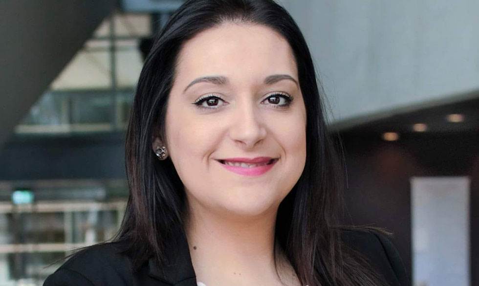 Kodning er verdens vigtigste sprog, mener den kvindelige koder Plamena Cherneva. Kvindelig koder Plamena Cherneva
