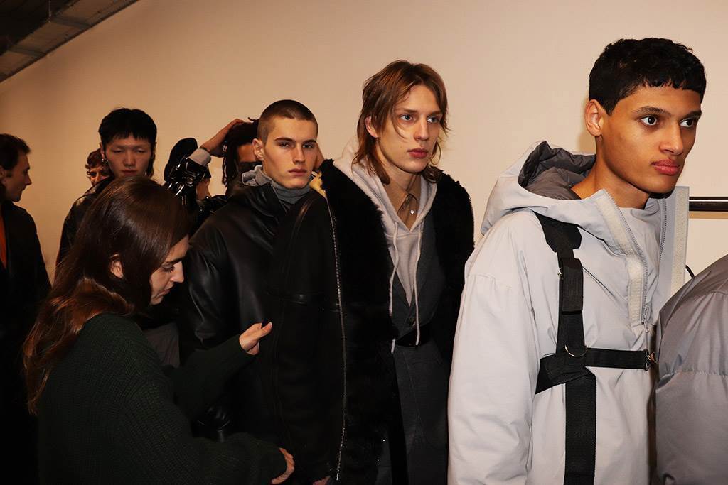 Fra Tonsures backstagerum under London Fashion Week. Det danske brand holder lagersalg i slutningen af denne uge. 4 lagersalg i marts