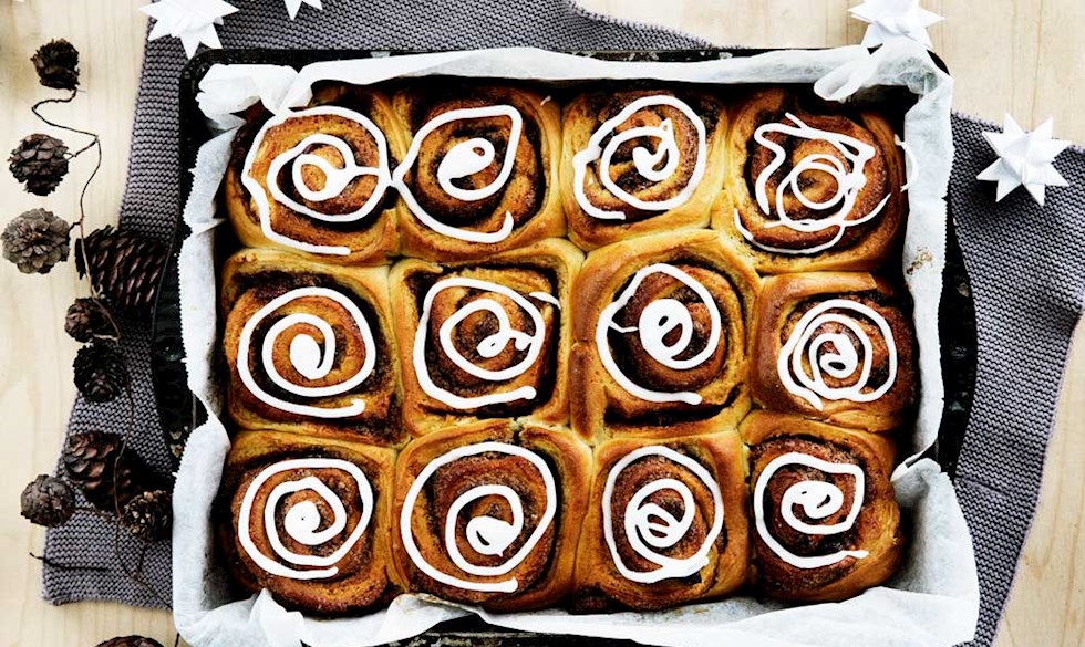 Julesnegle med tranebær og appelsin... Julesnegle med tranebær og appelsin