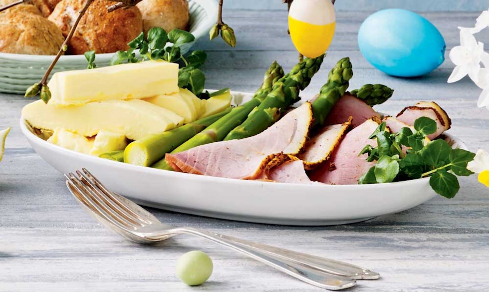 Æg royal eller æggestand er et super lækkert indslag på brunchbordet. Æggestand med skinke