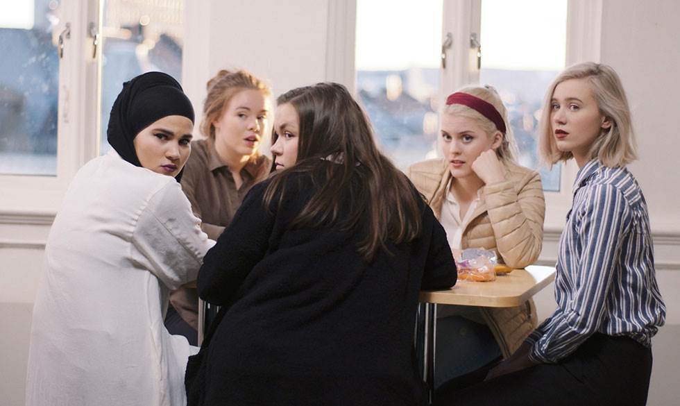 Gymnasieeleverne fra den hypede tv-serie SKAM gjorde for alvor Norge dritkul, også udenfor Oslo. SKAM