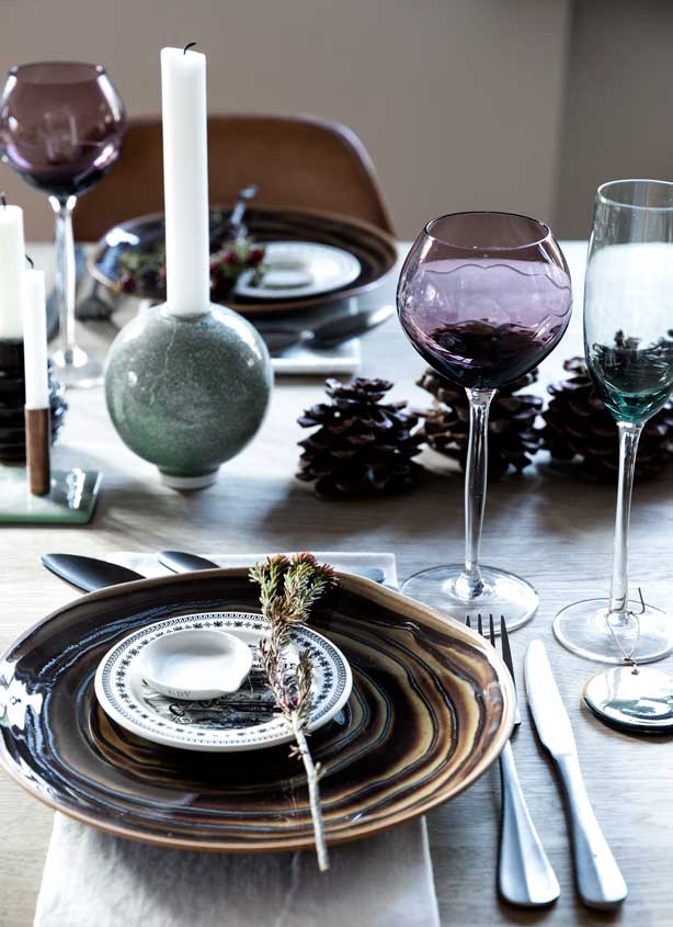 Dækket julebord.