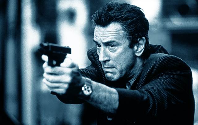 Robert De Niro laver action med et Rolex Daytona om håndleddet i filmen '15 minutes' Ure enhver mand bør kende: Kronografen