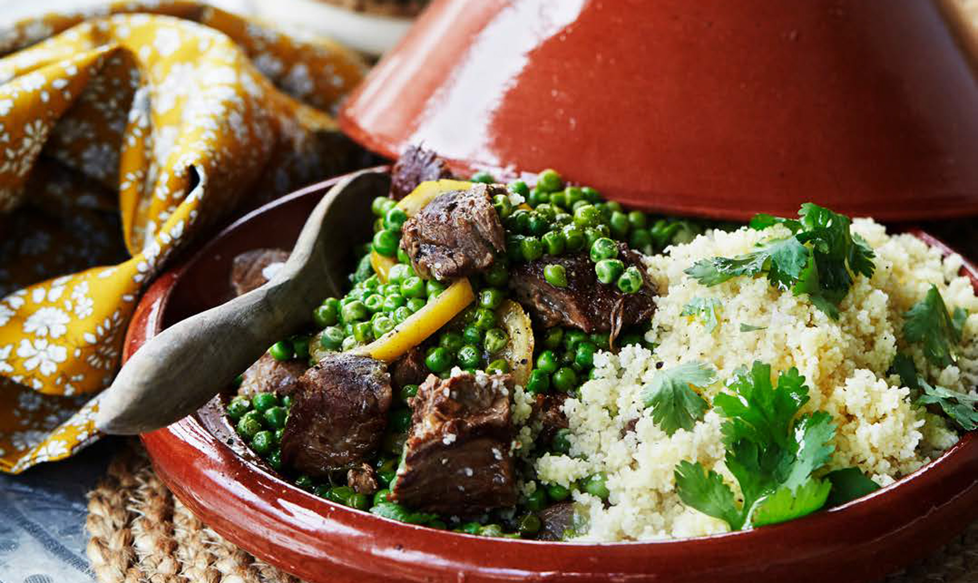 Find den lækre opskrift her. Tagine med kalvekød