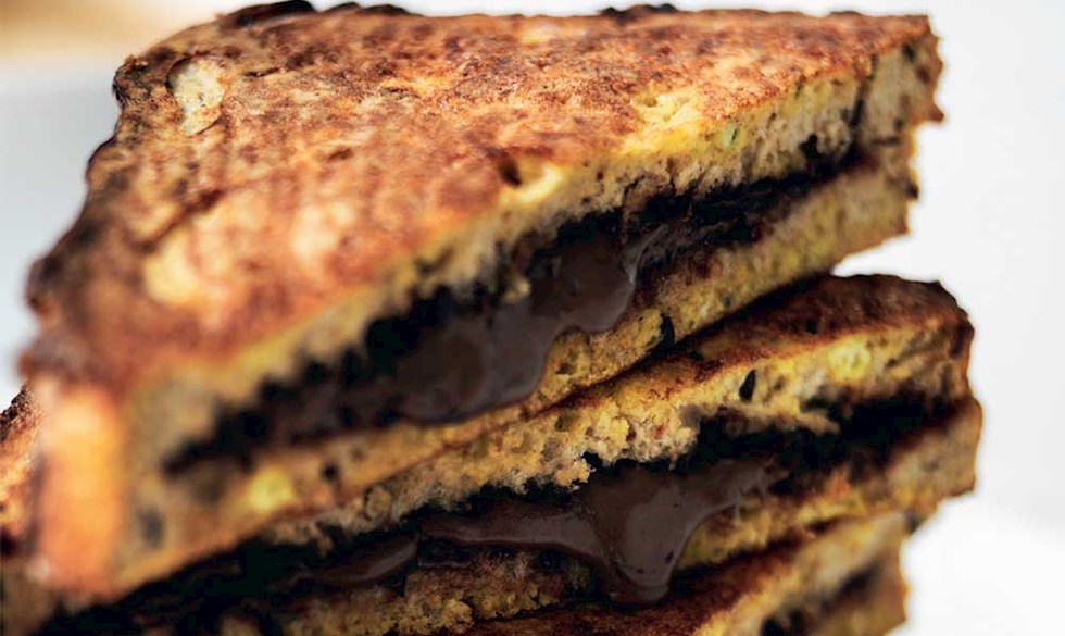 Lune, sprøde sandwichbrød med masser af smovs - french toast med nutella... French toast med nutella