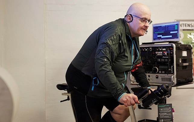 Arne er storyteller, spinning-instruktør – og vejer 110 kilo