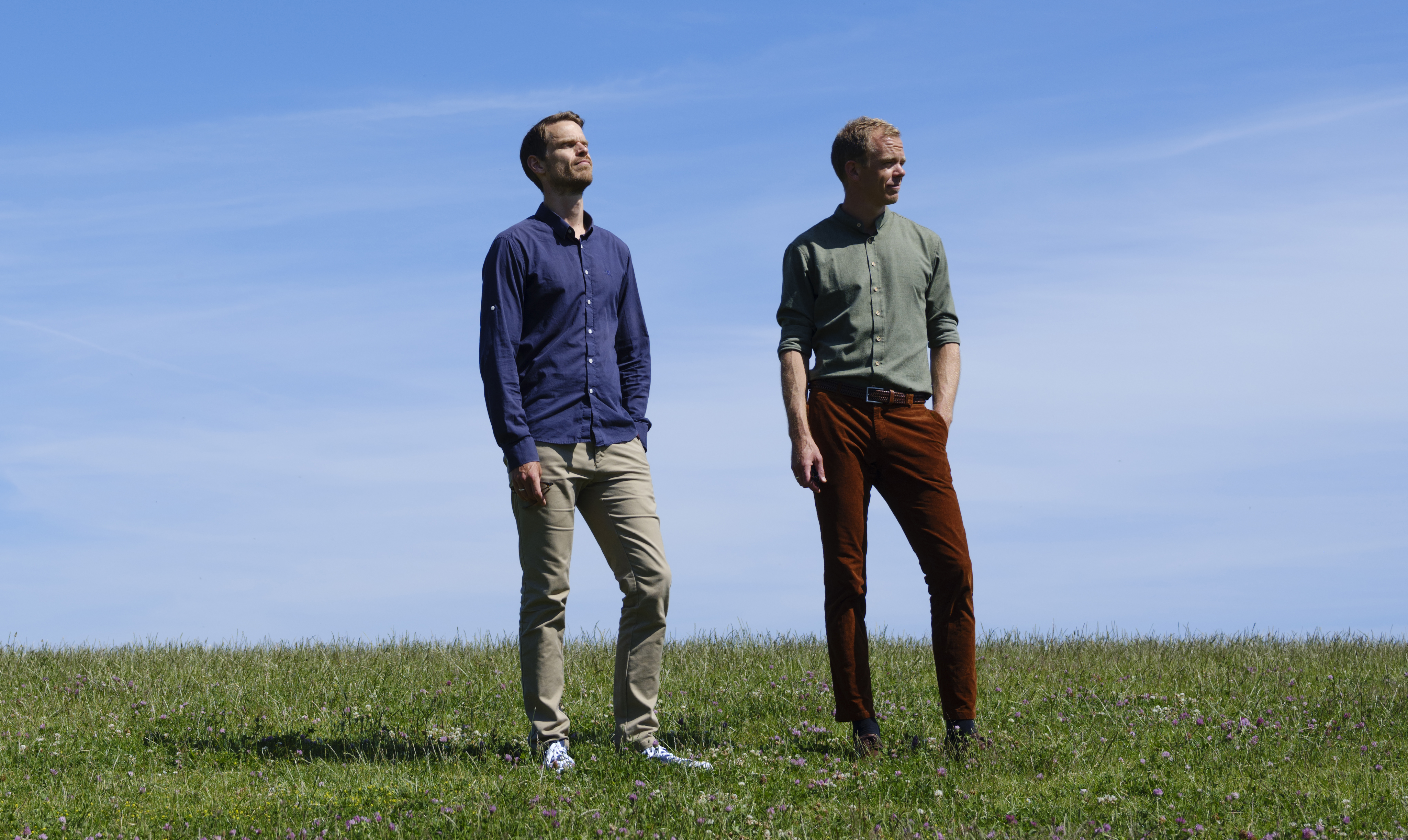 "Vi bliver lykkelige, når vi ikke tænker på, at vi skal være det," forklarer Alfred Bordado Sköld om lykken. Svend Brinkmann og Alfred Bordado Sköld