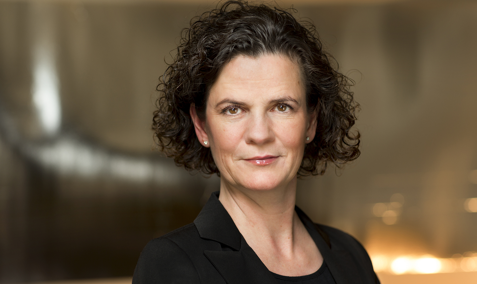 Vi har behov for mere ligestilling, hvis der skal tages beslutninger, som er gavnlige for alle, mener ekspert Camilla Hersom. Camilla Hersom