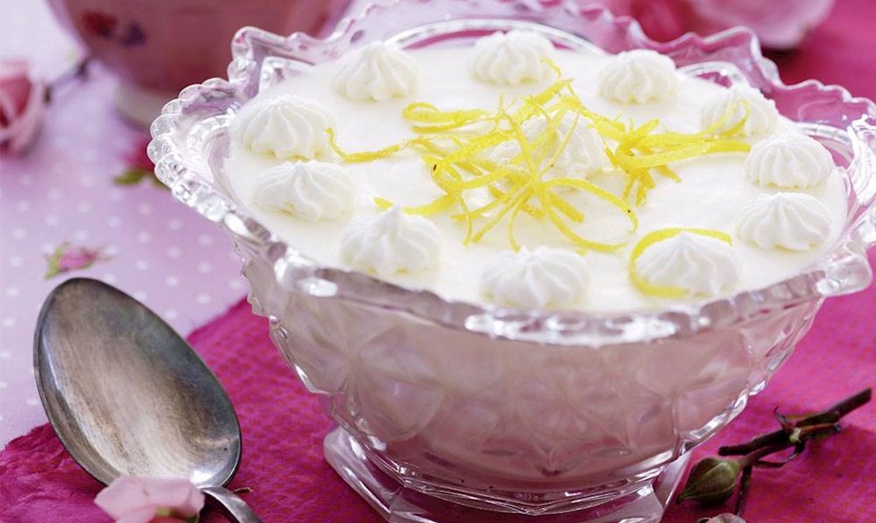 Opskrift på lækker gammeldags citronfromage. Citronfromage fra oldemors dessertbog