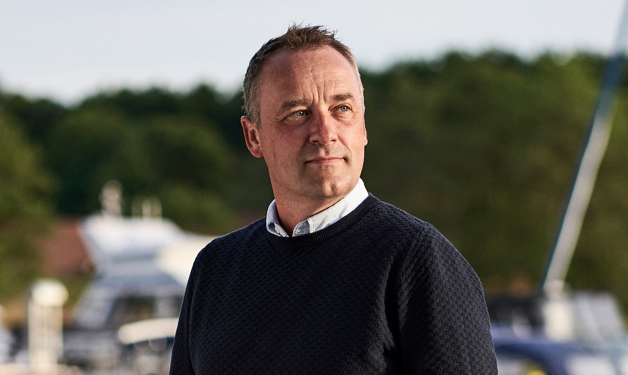 Peter Ingemann Rasmussen (f. 1973) er journalist og tv-vært. Bla. kendt fra tv-programmerne ”Ingemann og Vestkysten” og ”Størst”. Gift med Trine, som han har døtrene Marie og Caroline med. Aktuel med bogen ”Elsk afgrunden”. Peter Ingemann