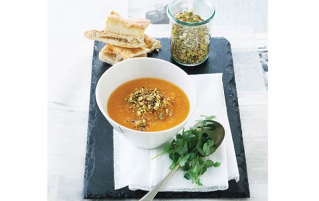GULEROD & INGEFÆR: SPICY SUPPE suppe