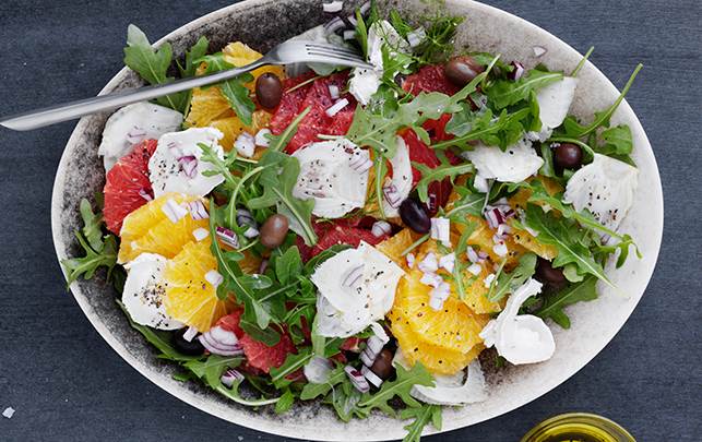 salat med grape, appelsin, gedeost