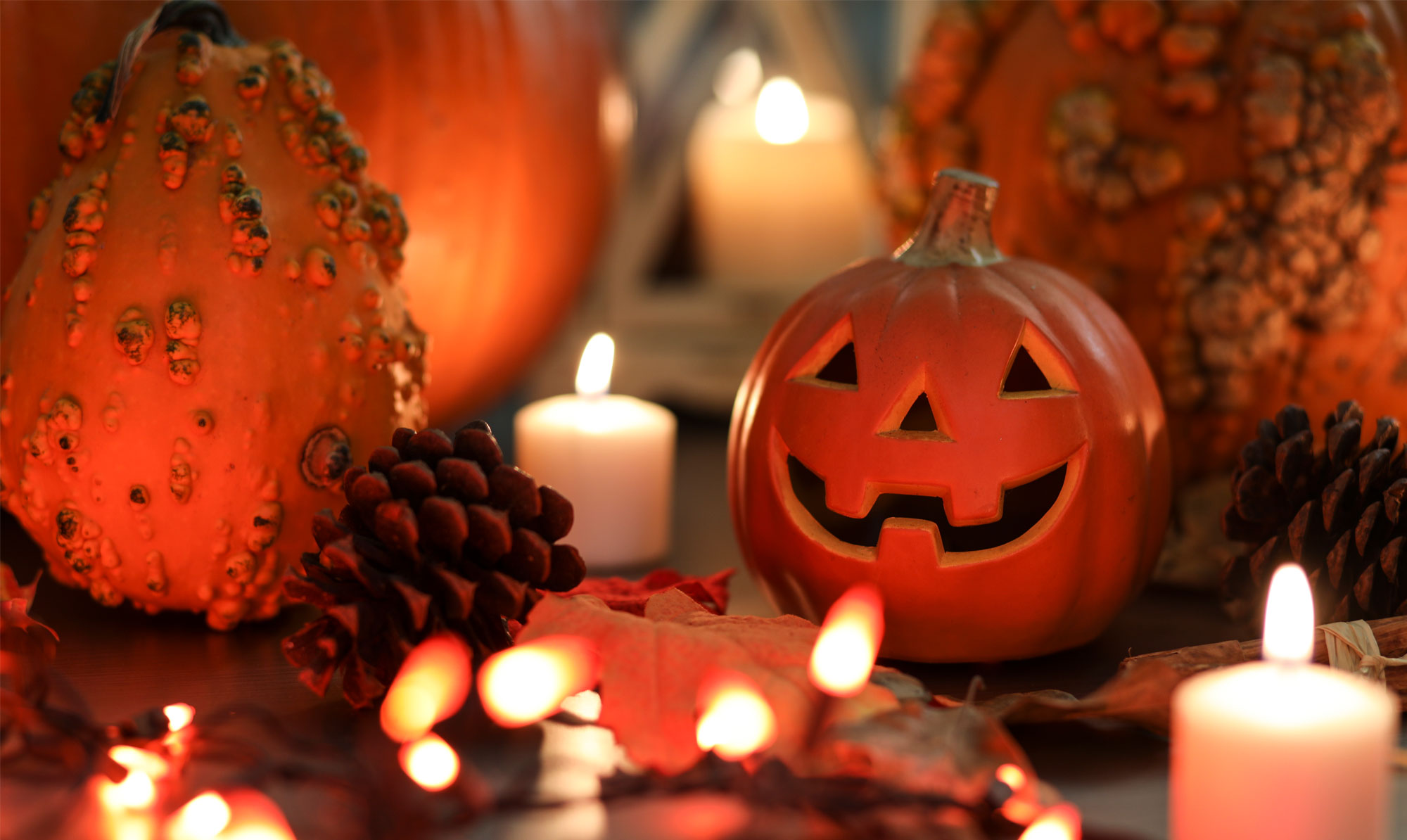 I Danmark sælges mere end 500.000 græskar, som bruges til dekoration til Halloween. Halloween græskar