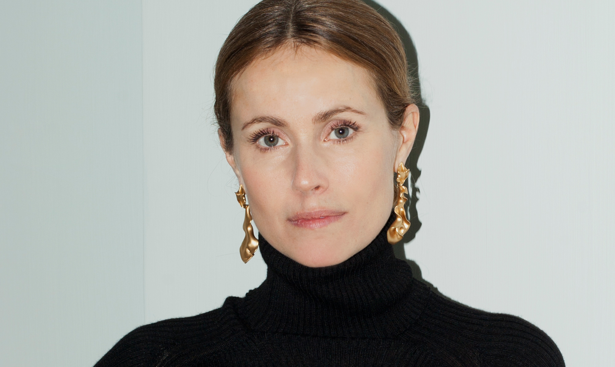 Sommeren er næsten forbi, og det kan mærkes på temperaturen og på huden. Cecilie Thorsmark har fundet løsningen på tør sensommerhud og 11 andre ting hun ønsker sig til efteråret. Cecilie Thorsmark