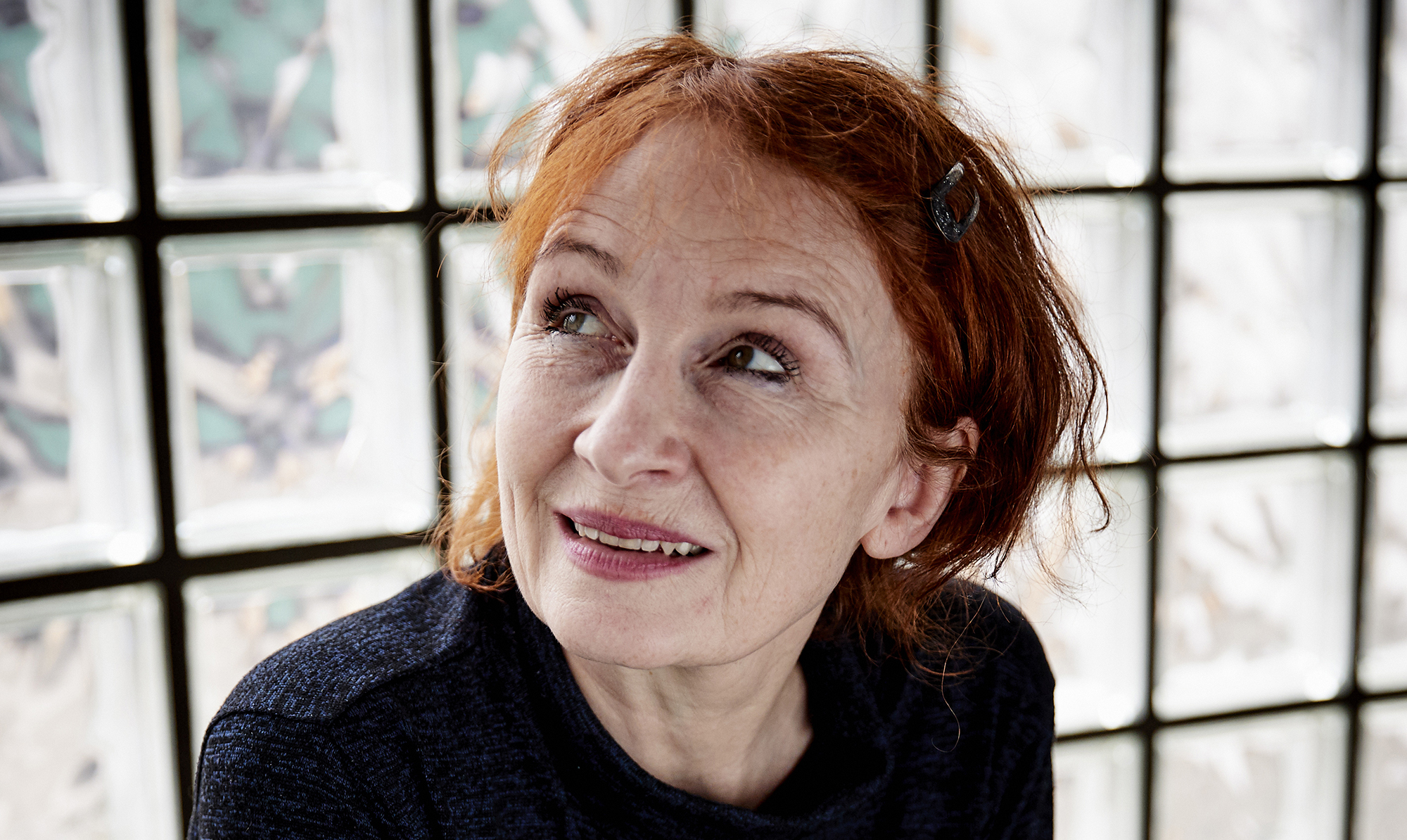 Hør Bodil Jørgensen i en ærlig snak om livet og at turde at være i mørket i podcasten "I stjernernes tegn". Bodil Jørgensen podcast