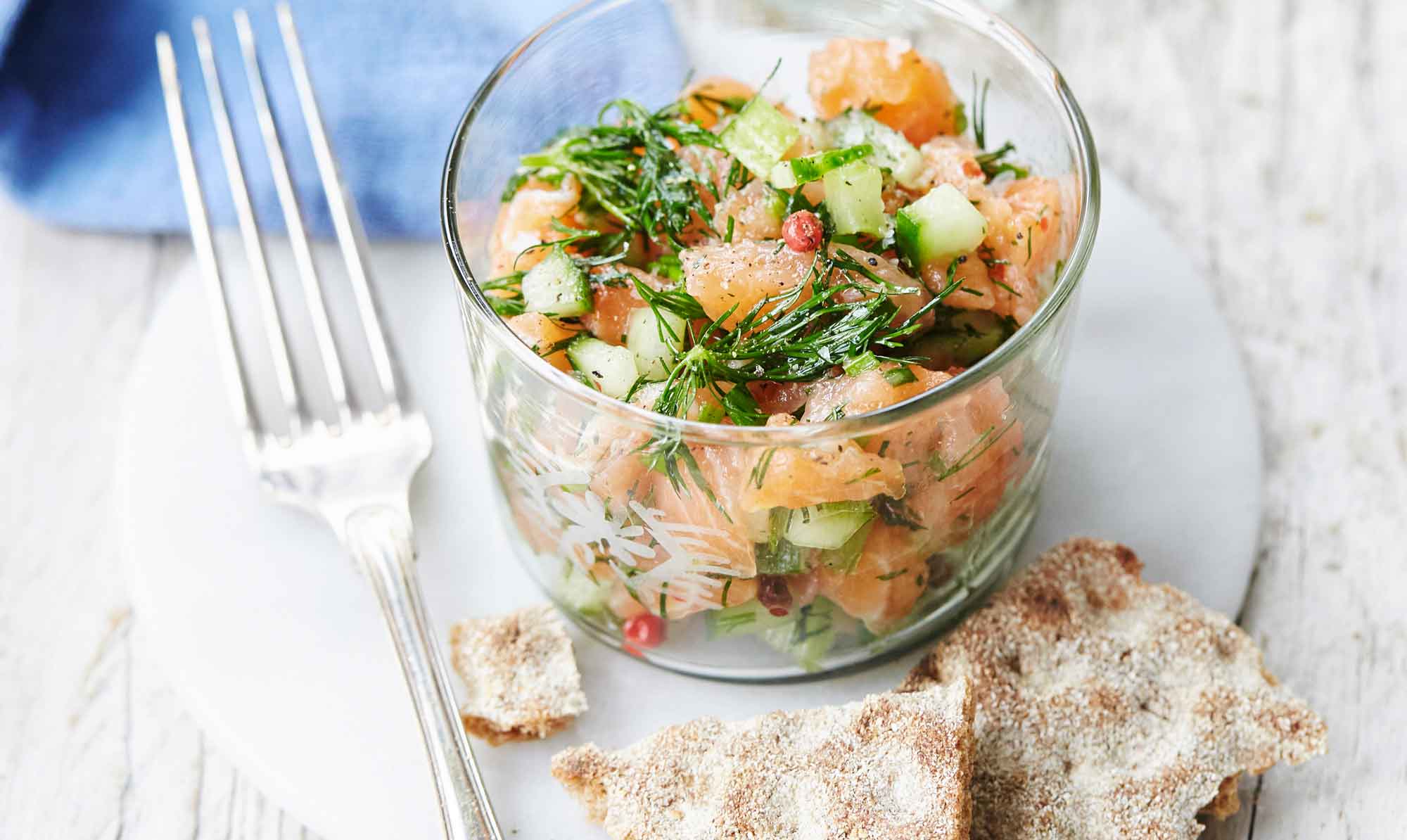 Lækker forret med laks... og gin! Laksesalsa opskrift