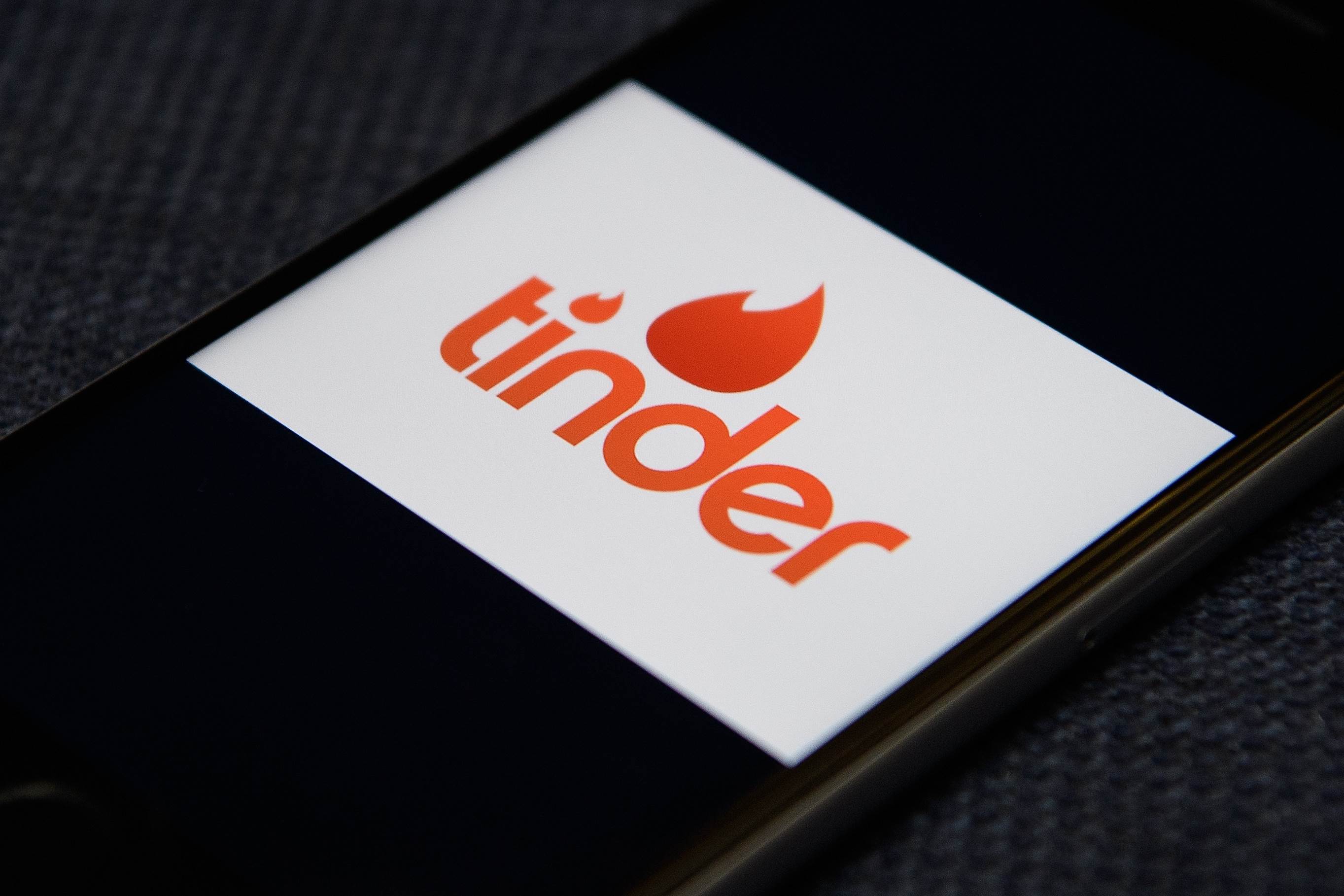 Tinder Select