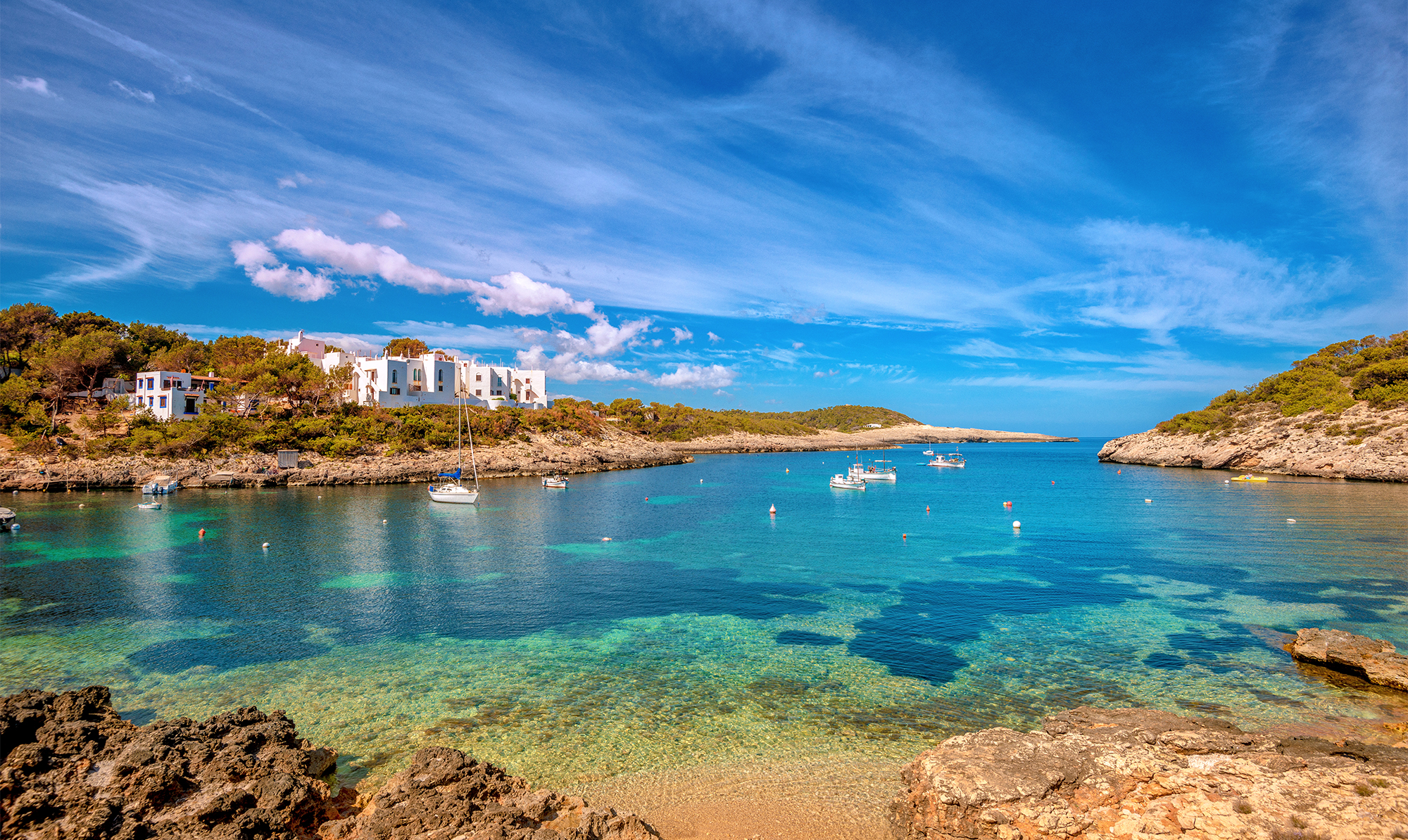 Her får du de bedste ferietips til smukke Ibiza. Ibiza