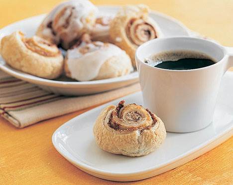 Kanelsnegle af færdig butterdej