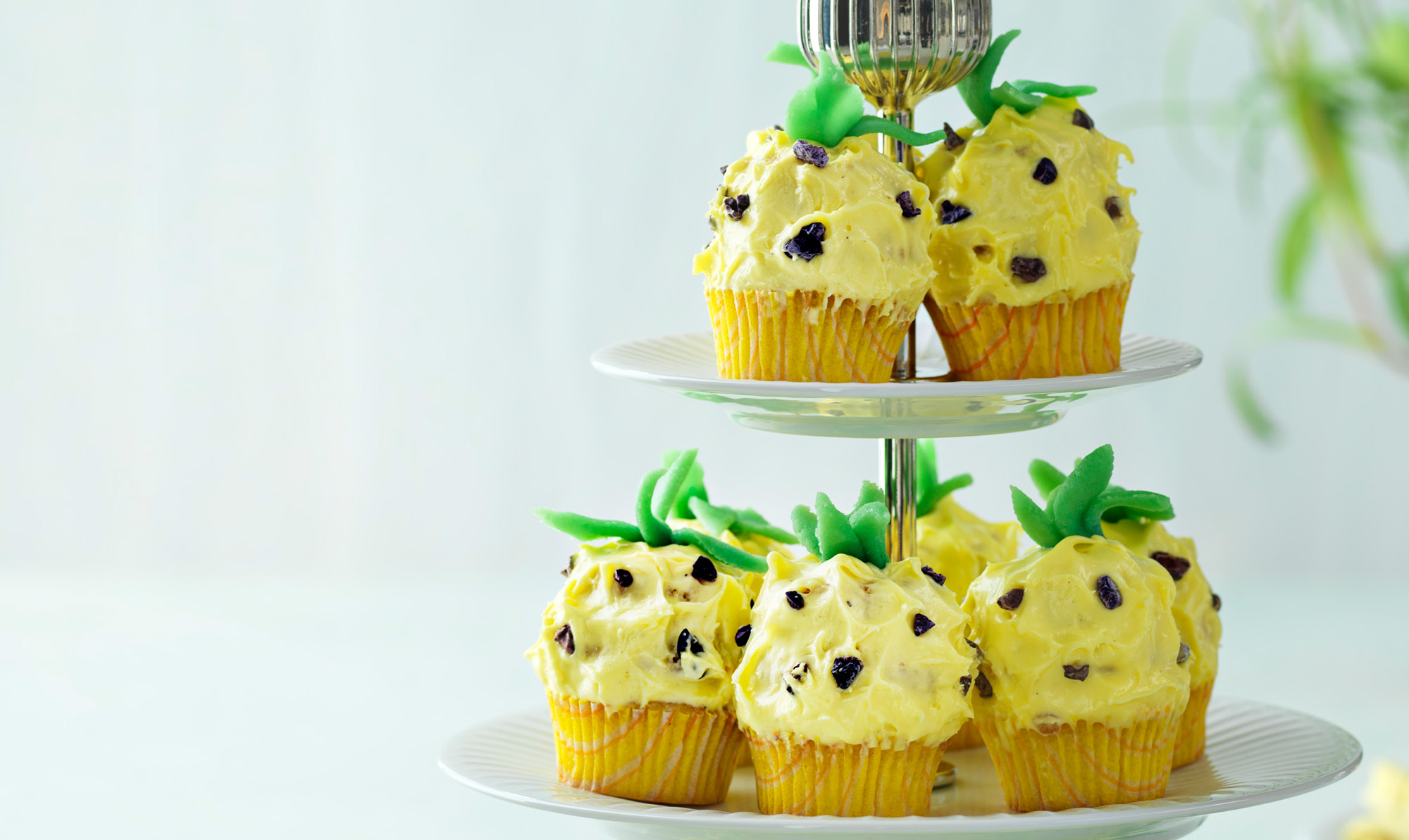 Mums! Bag de lækre ananas-cupcakes selv. Ananas-cupcakes