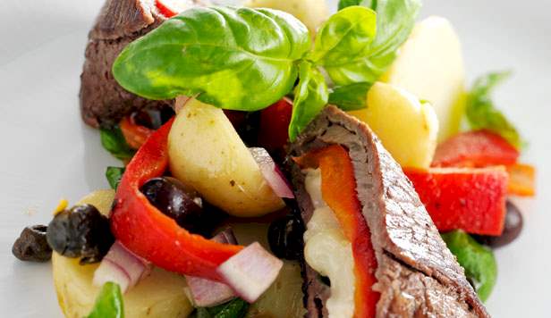 Venøpakker med italiensk kartoffelsalat Opskrift på venøpakker med italiensk kartoffelsalat