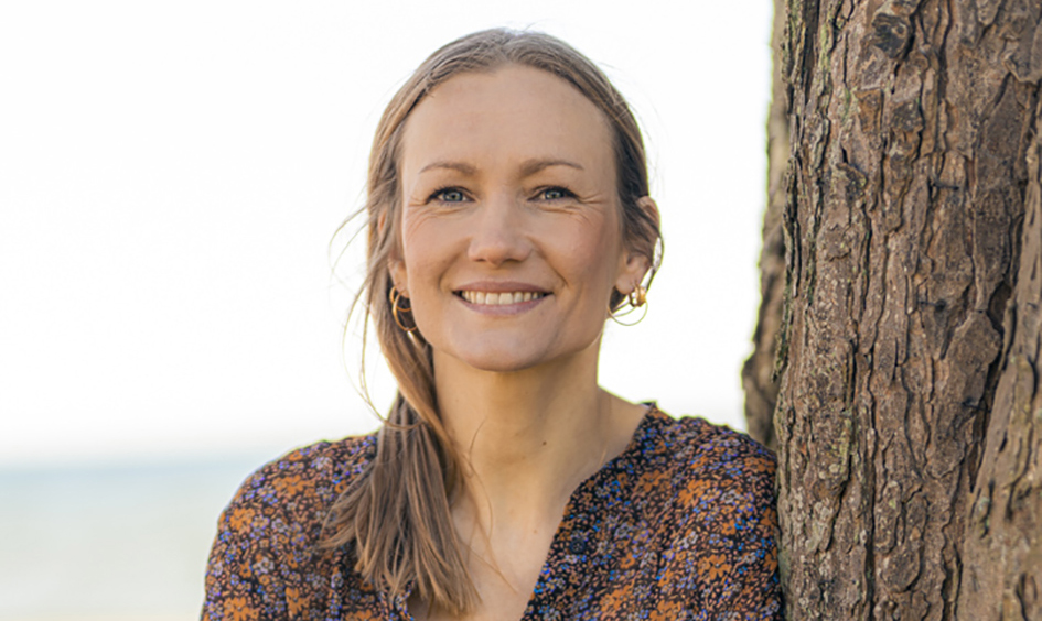 Sara Lygum er 41 år og tv-vært og uddannet ejendomsmægler, mor og aktuel som vært og ekspert i den tiende sæson af boligprogrammet ”3xBeliggenhed” på TV 2. Bor i Odense med sine to børn, Oskar og Astrid. Sara Lygum