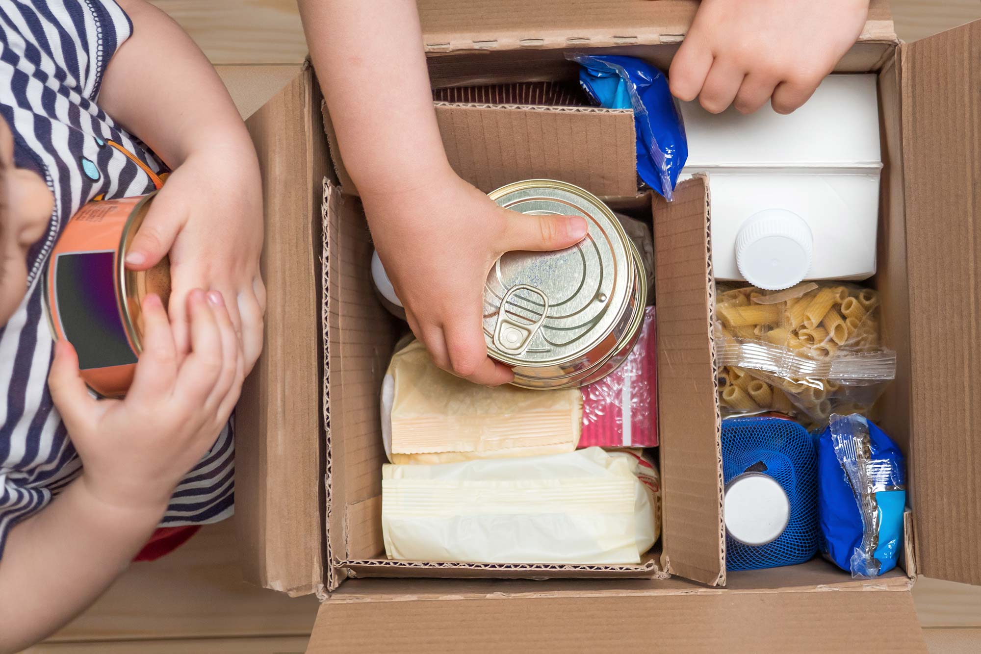 Denne artikel er sponsoreret af: Motatos.dk, HelloFresh, Nemlig.com, REMA1000, Bilka ToGo, SkagenKassen &Aarstiderne Nem hverdag: 7 steder du kan shoppe dagligvarer online