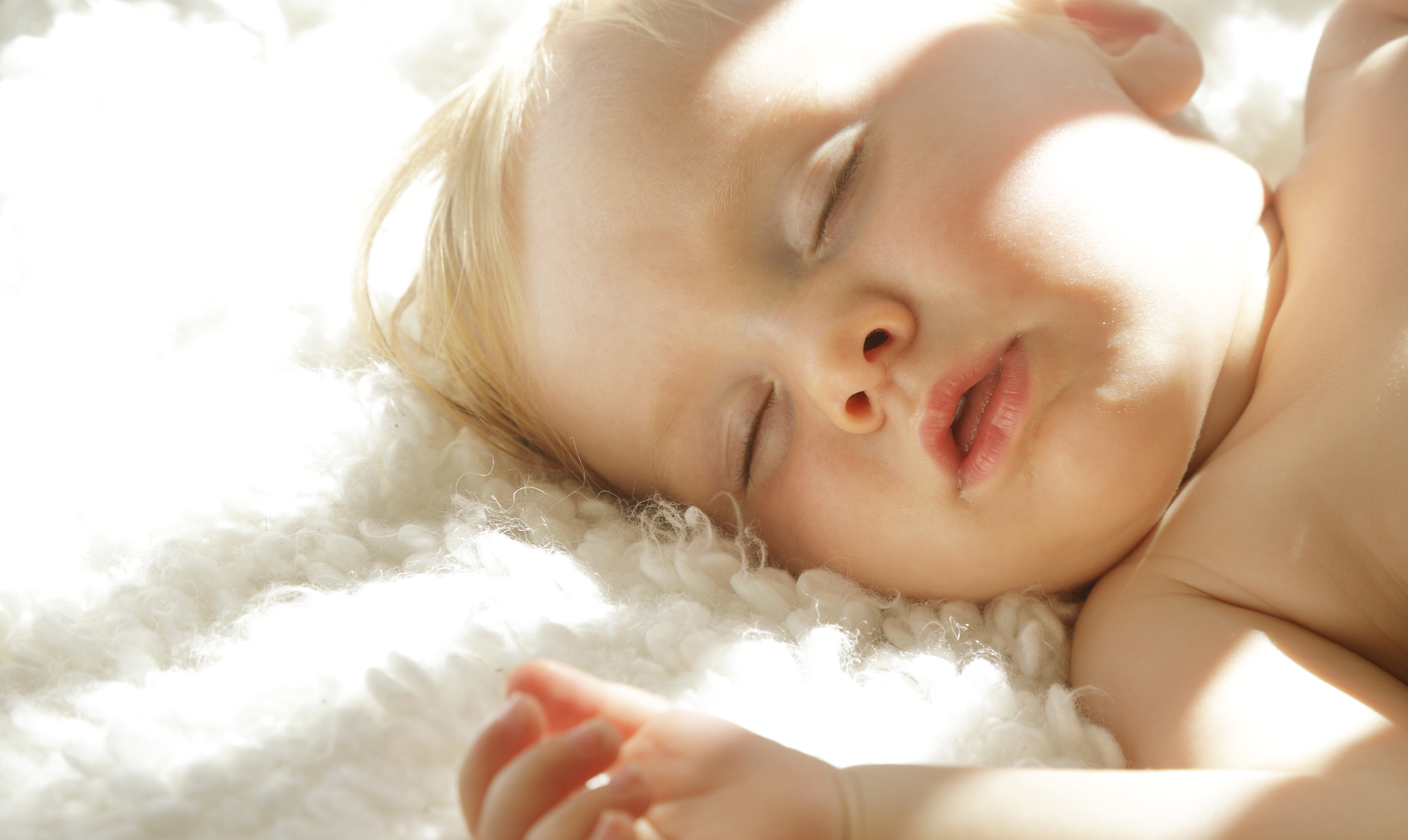 Få et svar på dine spørgsmål om babys søvn her. Babys søvn