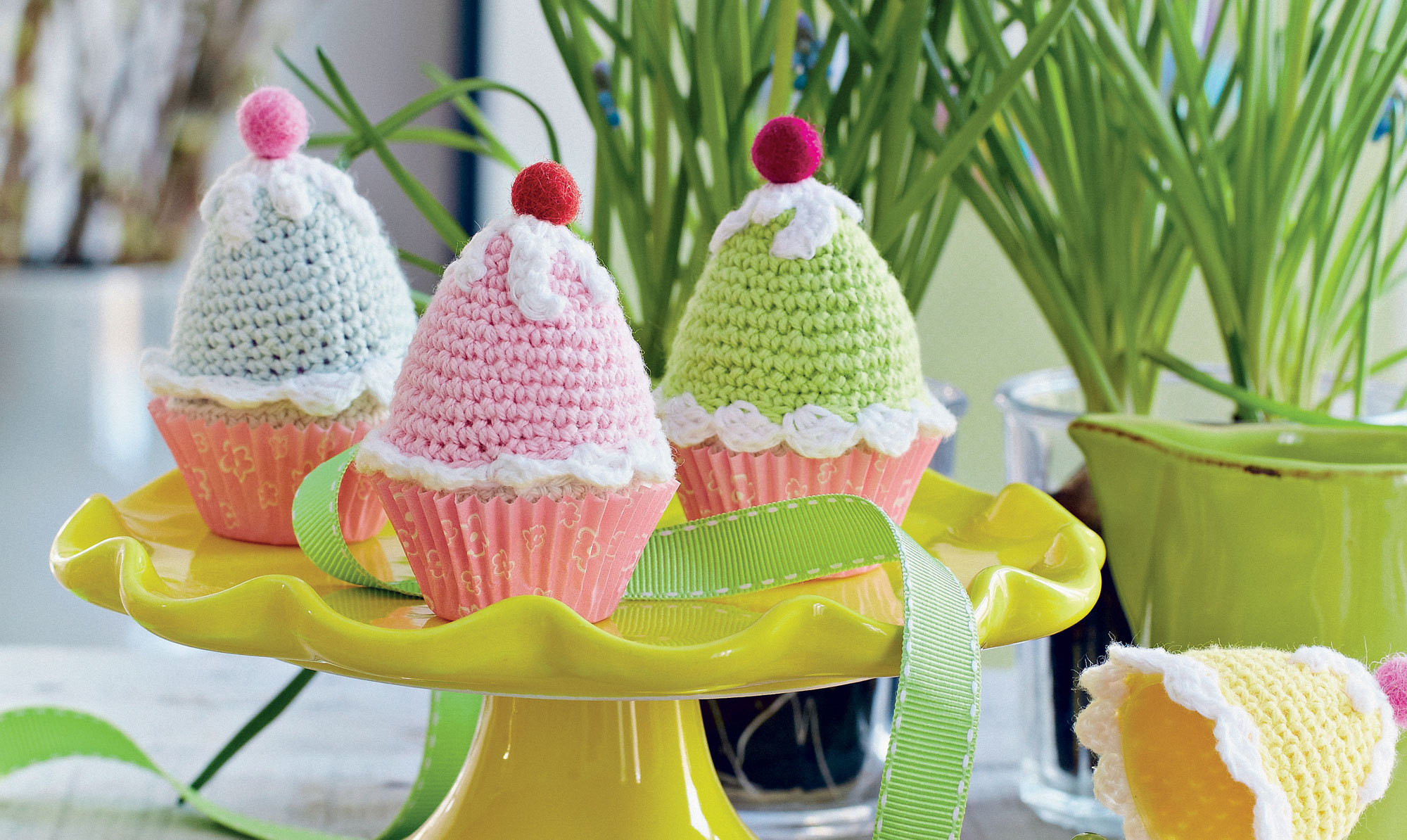 Skønne hæklede cupcakeæg fra Hendes Verden