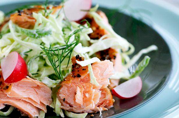 Se hvad der hører sig til den lækreste pinsefrokost. Se hvad der hører sig til den lækreste pinsefrokost.
