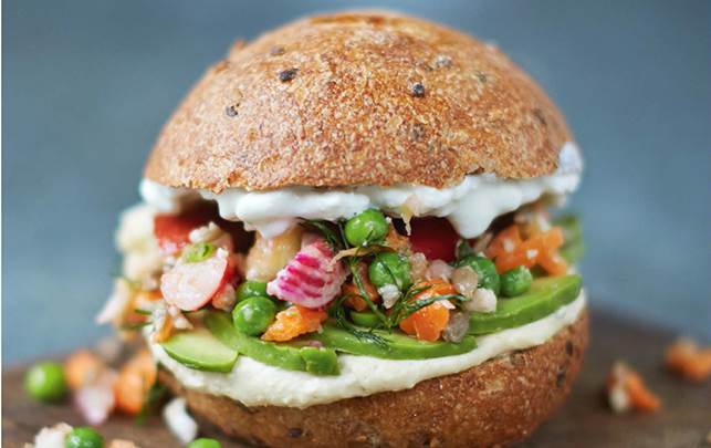 Lækker vegetarsandwich med masser af smag... Sandwich