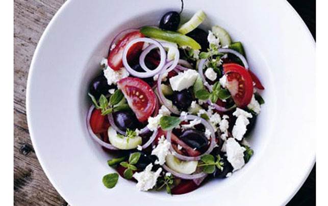 Græsk salat. Salat