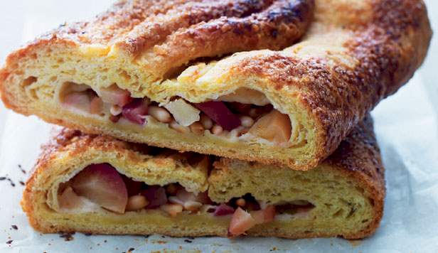 Skøn opskrift på lækker kringle med æblefyld... Opskrift på kringle med æble