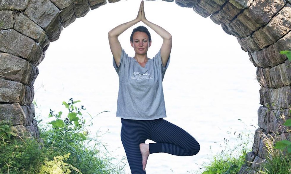 Kom ned i tempo med disse 6 slow yoga-øvelser yogaøvelser slow yoga