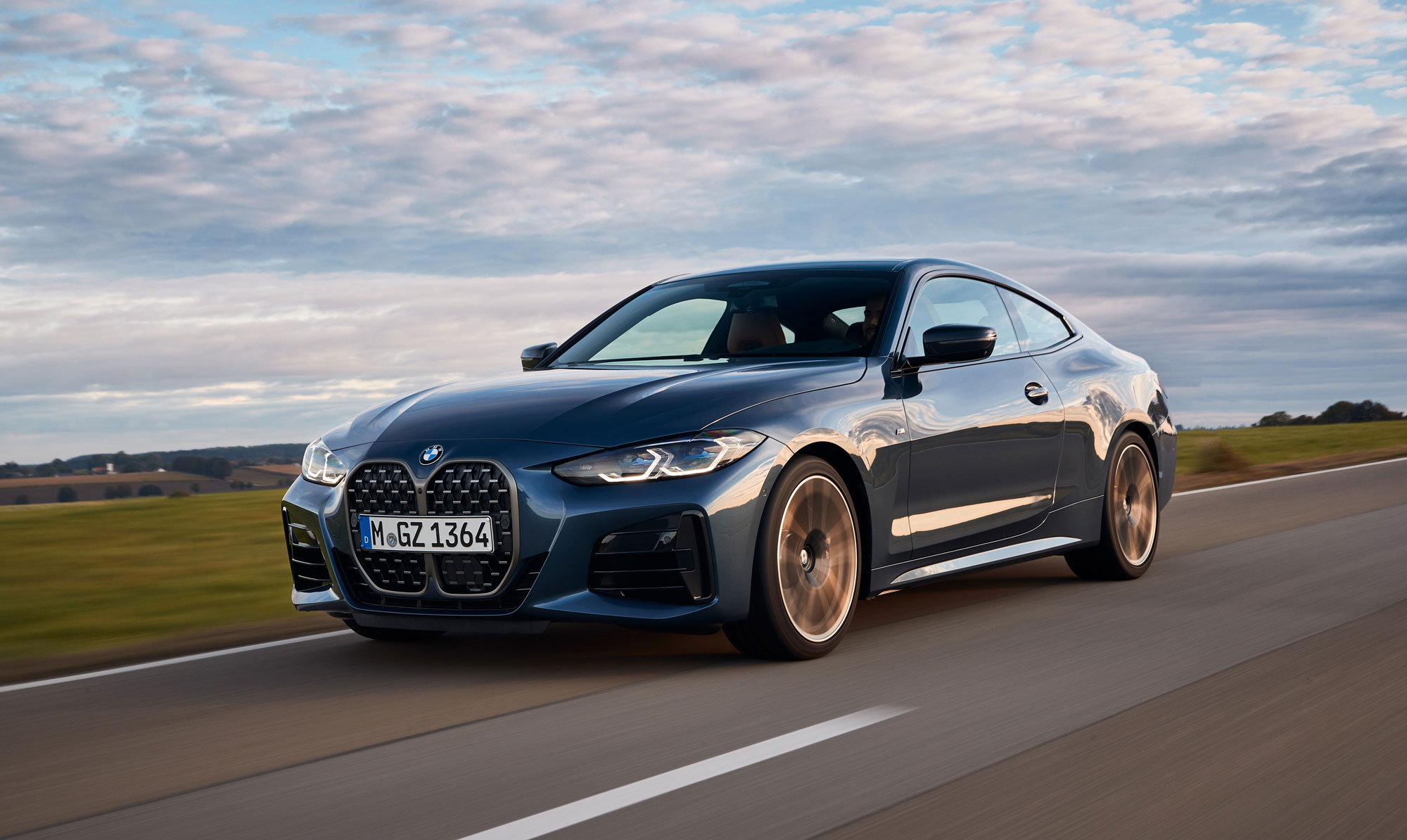 Grau anmelder BMW 430I Coupé: Storsnudet køremaskine