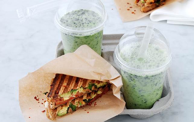 Den lækre sandwich med avocado smager skønt og er super nem at lave. Avocado sandwich