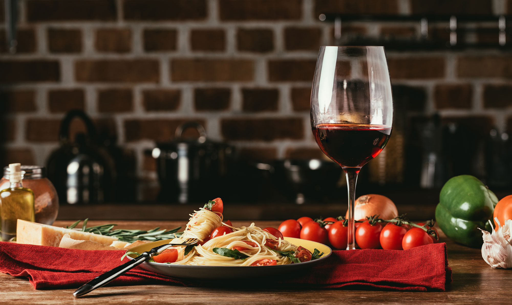 Denne artikel er sponsoreret af: Enomania, Gorm´s, II Grappolo Blu, Madklubben Mammas, Osteria Alfredo & Public 36 Det italienske køkken har det hele
