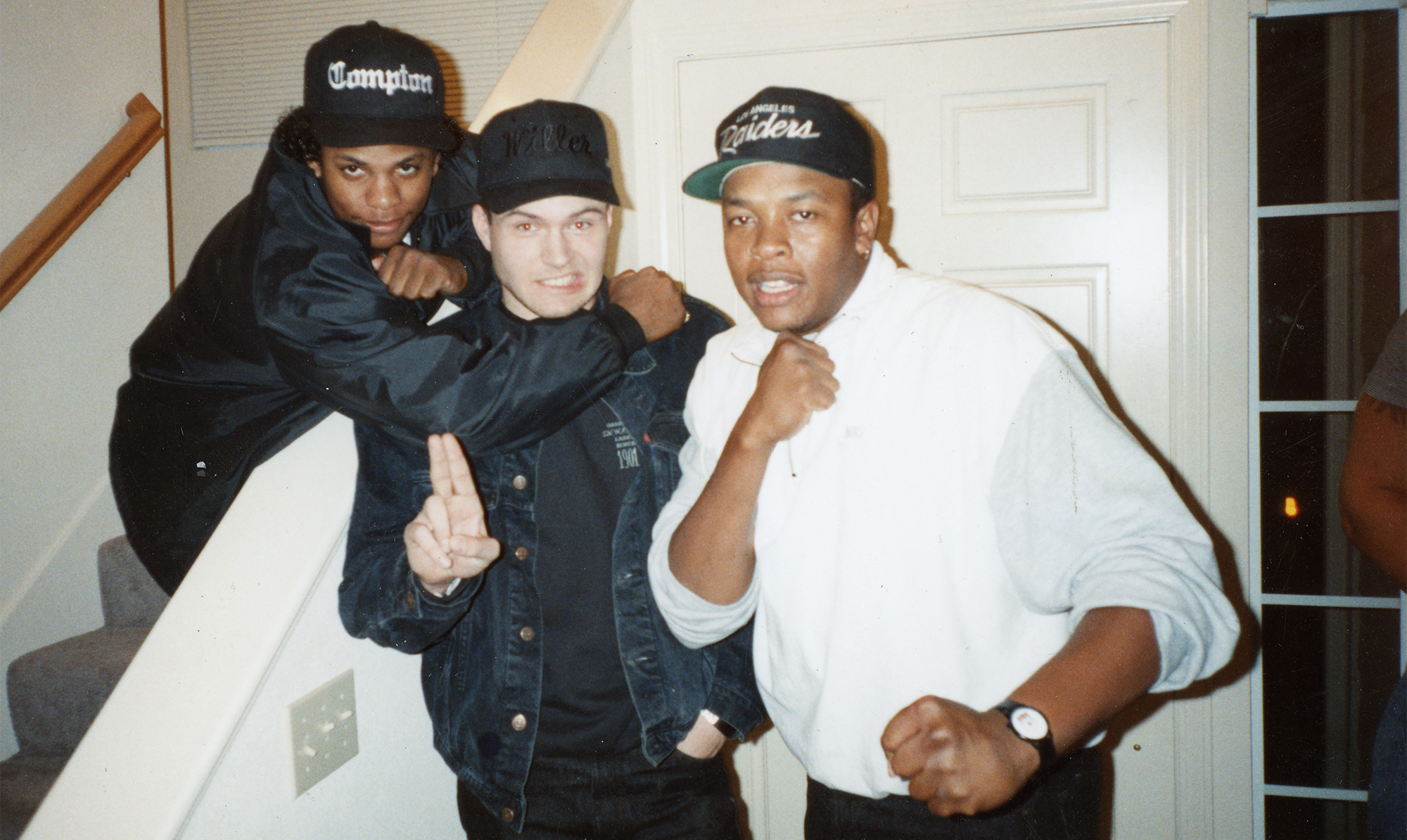 Eazy-E, Carsten Willer og Dr. Dre i 1991. Eazy-E, Carsten Willer og Dr. Dre