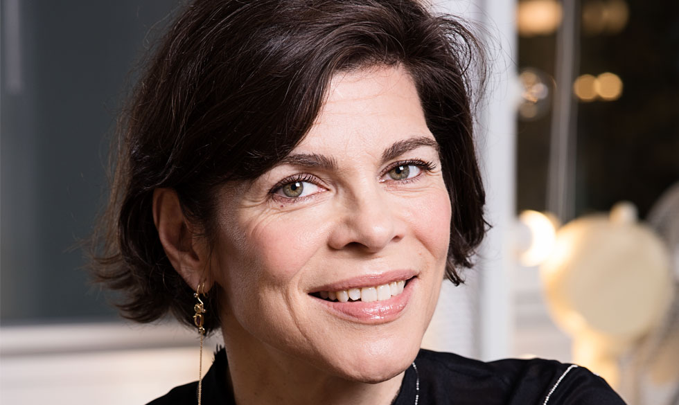 Af hjertet tillykke med de 50. Et brev fra Ellen Hillingsø, skuespiller og ven. Ellen Hillingsø