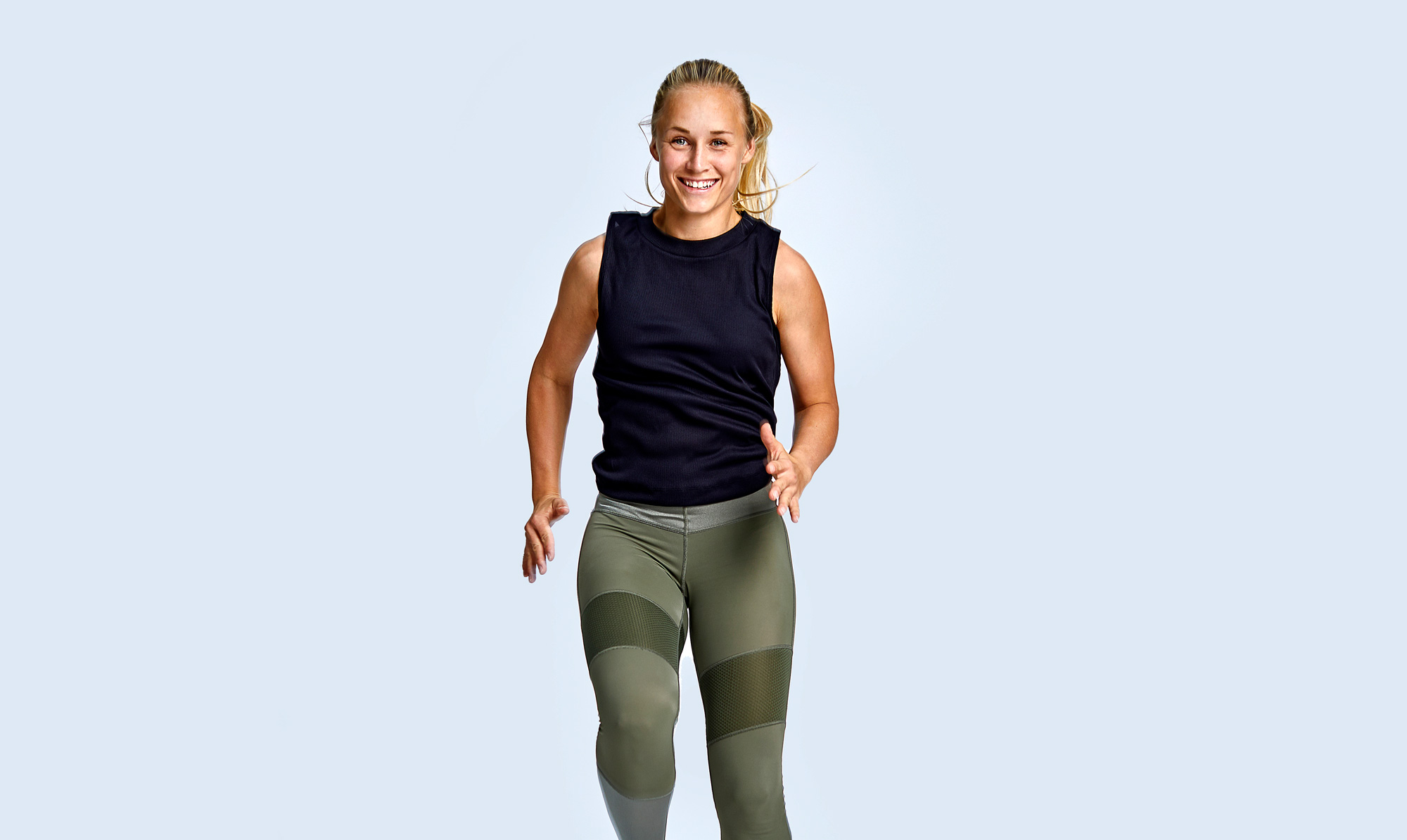 Se de effektive øvelser her. Puls & power: Fit på 30 minutter