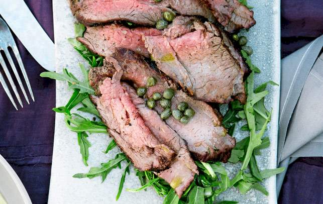 Okseculotte på rucola med citronsaft og kapers Okseculotte på rucola med citronsaft og kapers