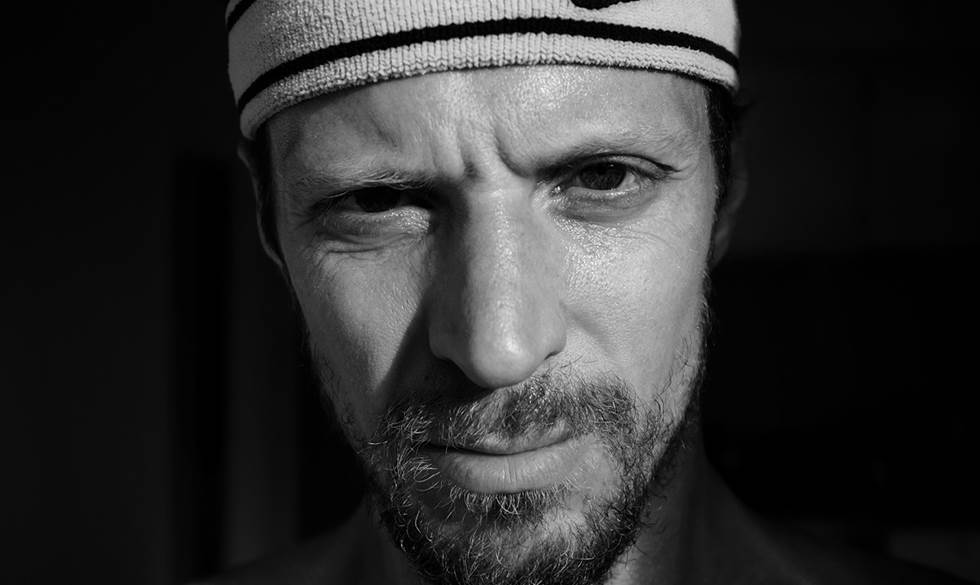 “Jeg løber for at acceptere mine tanker og finde en måde, hvor de kan finde plads i mit hoved, uden at det gør sindssygt ondt” Anders Legarth om at løbe
