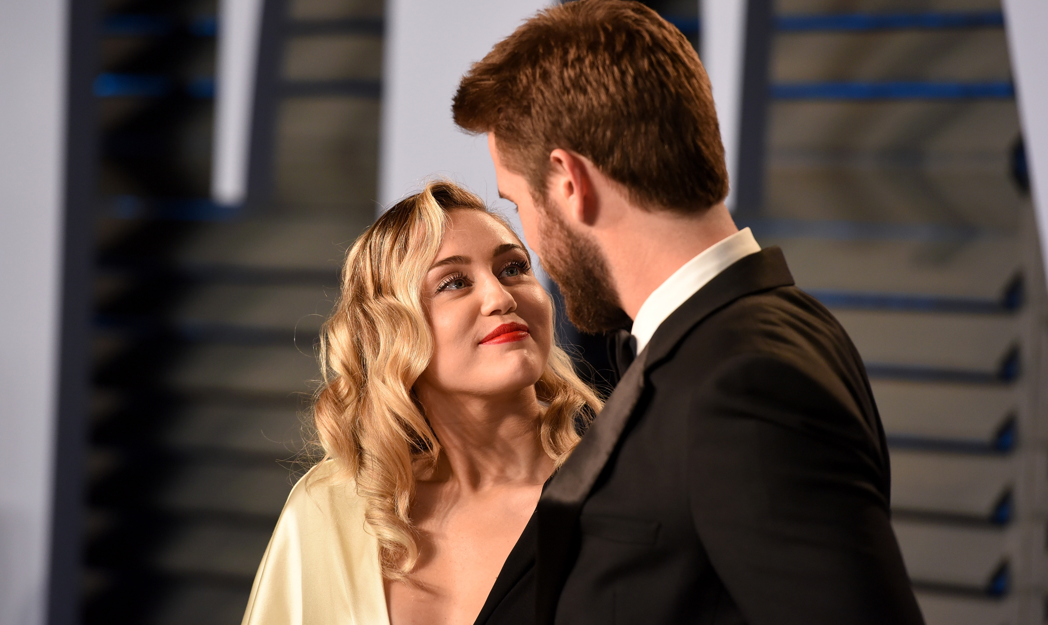 Miley Cyrus og Liam Hemsworth