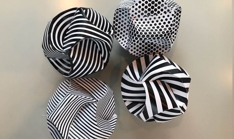 DIY video PlopPlop papir ornamenter. PlopPlop julepynt