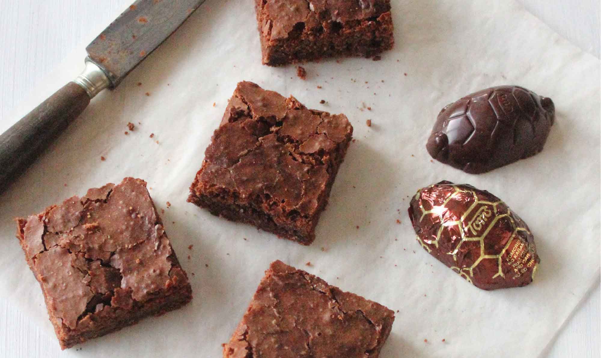 Uuuuuhm - chokolade-skildpadder... Findes der noget bedre? skildpadde brownies