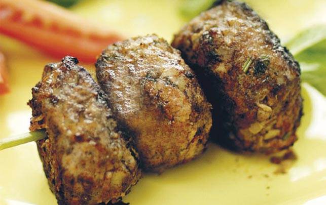 Lammefrikadeller med mynte frikadeller