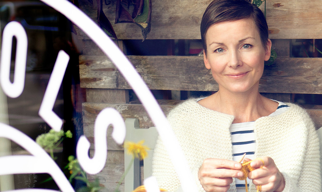Louise Søgaard Johansen mistede job og kæreste – og åbnede strikkecaféen Woolstock. Louise Søgaard Johansen