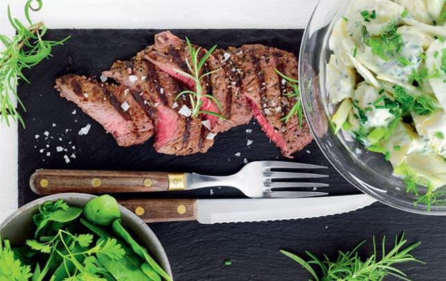 STEAK & KARTOFFELSALAT kød