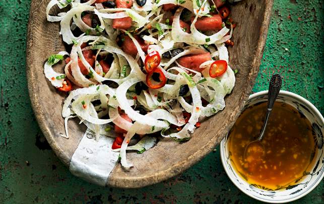 Sådan laver du fennikel-vandmelonsalat Sådan laver du fennikel-vandmelonsalat